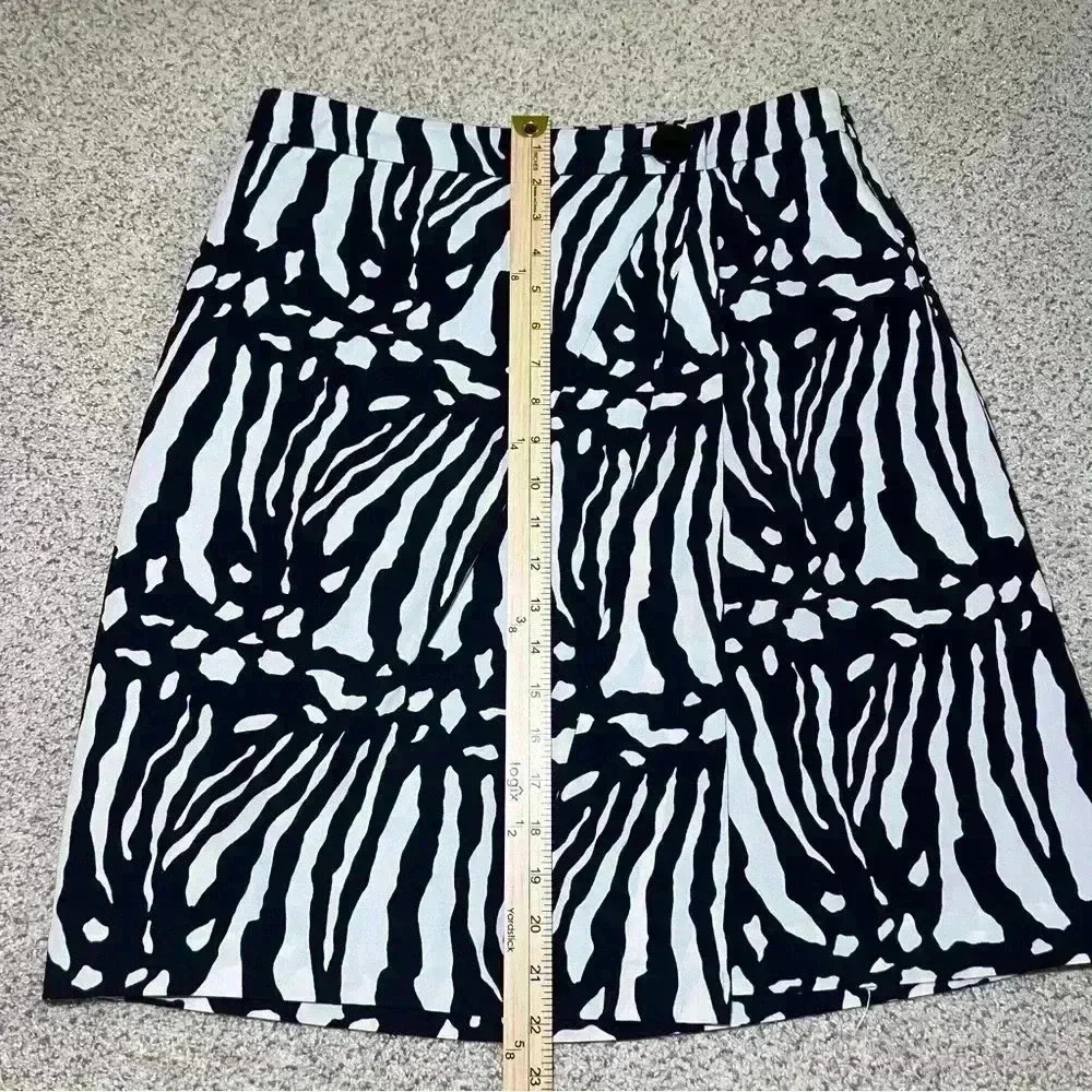 Ann Taylor Size 8 Women’s Black/White Zebra Print Straight Skirt Faux Wrap - Picture 5 of 6